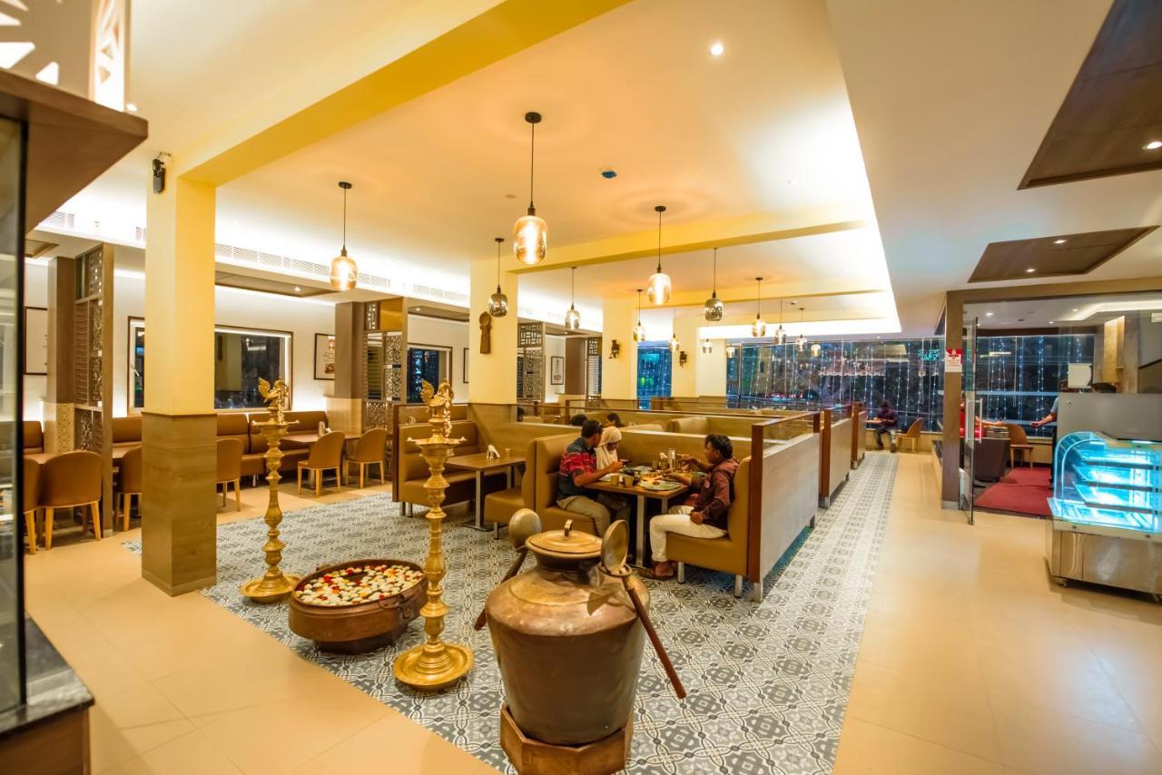 Hotel Annamalai Bahur Exteriör bild